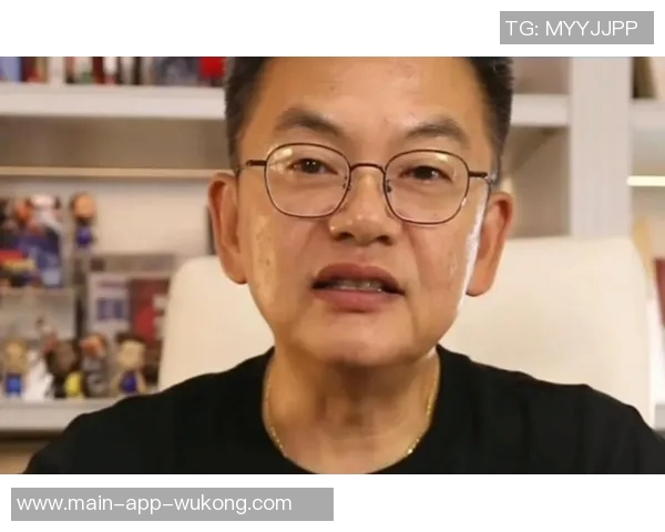 苏群分析曾凡博与杨瀚森的训练环境差异及其对成长的影响