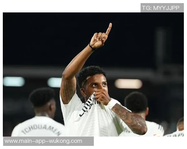 龙赛罗确认罗德里戈伤情轻微将继续参加后续比赛展现坚韧精神 龙赛罗确认罗德里戈伤情轻微将继续参加后续比赛展现坚韧精神