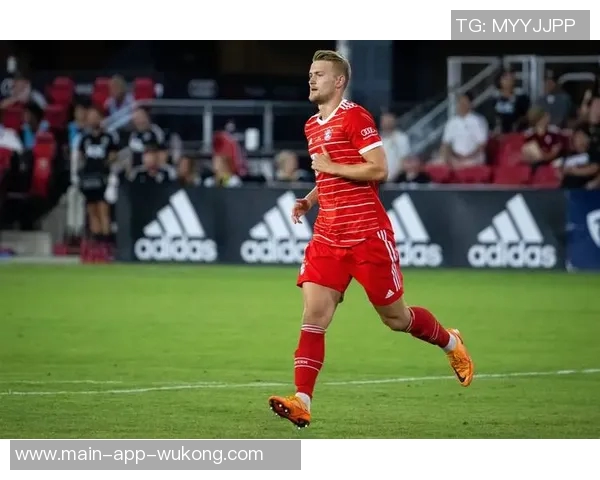 拜仁女足中场斯坦威今夏自由身离队引发转会市场关注