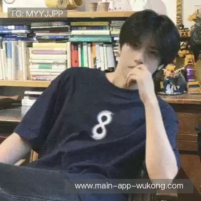 经裙瀚